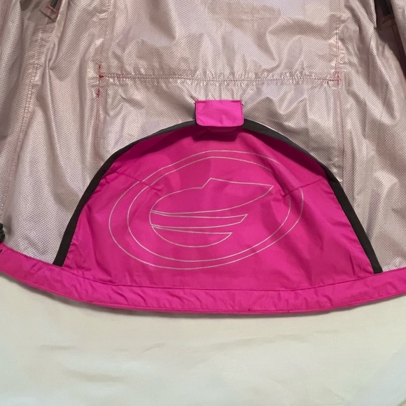 Hot Pink Woman’s Performance Bicycle Windbreaker/Rain Jacket. Size S - Picture 2 of 13